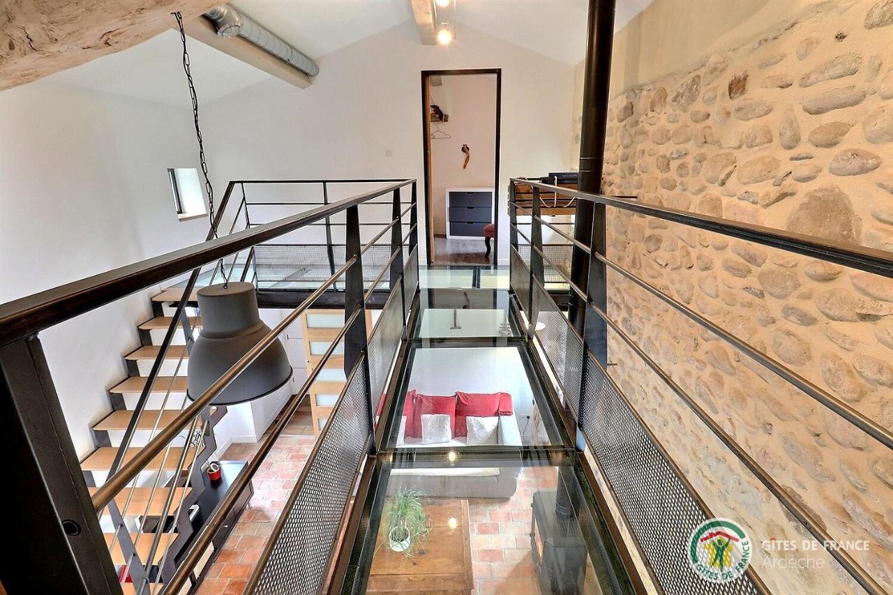 L'Envol Des Papillons Villa Grospierres Ngoại thất bức ảnh